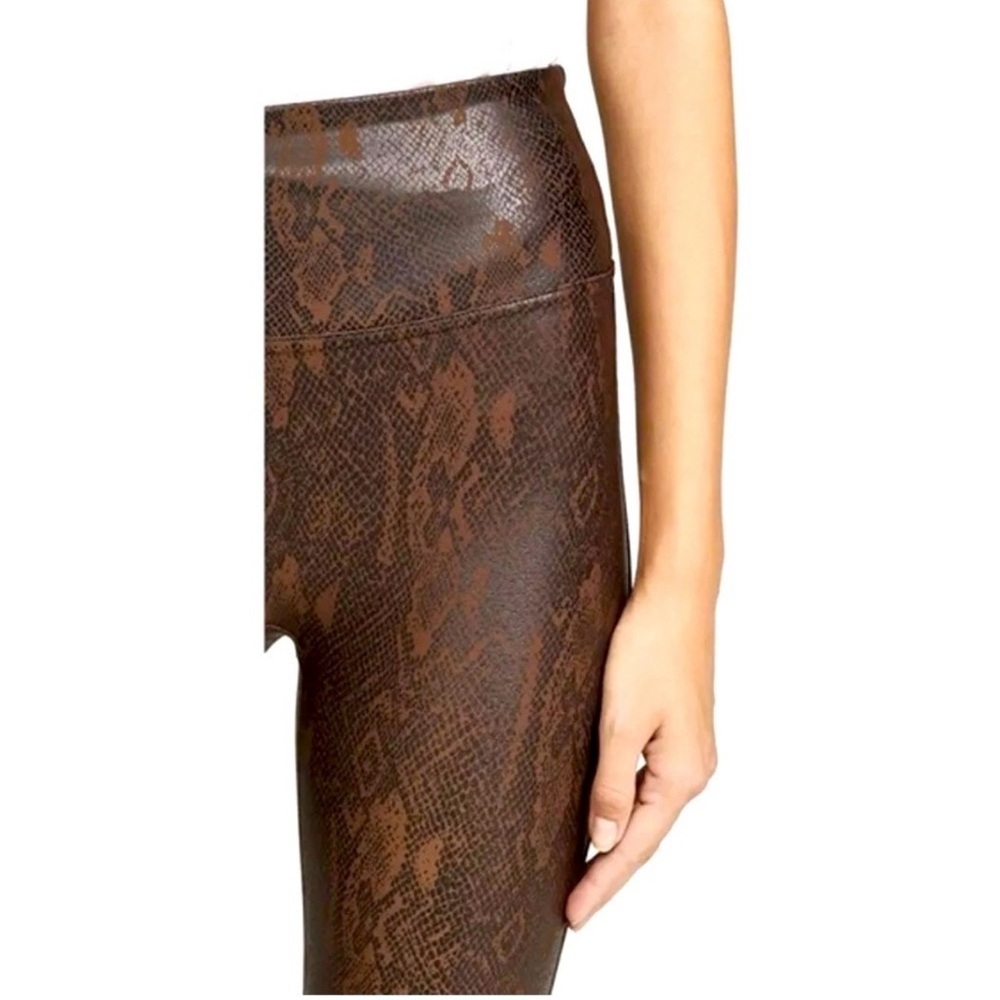 SPANX Faux leather brown snakeskin leggings size xl